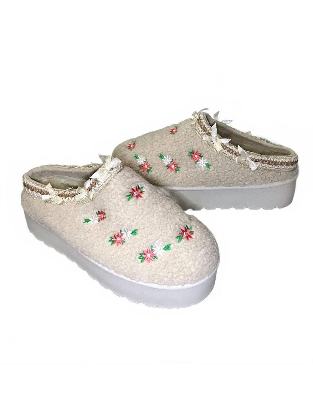 Dolls Kill Lemonade Short n Sweet Floral Embroidered Cream Slippers Size 8